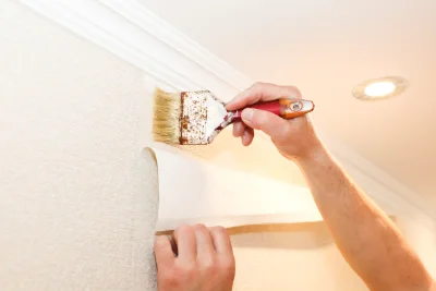 Pose de papier peint à Soulignonne — revêtements muraux et toiles de verre